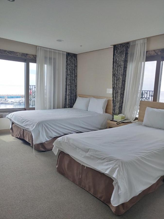 Dream Jeju Hotel Seogwipo Ngoại thất bức ảnh