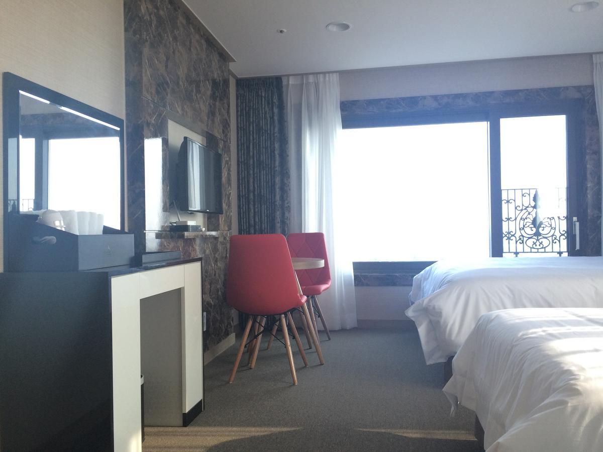 Dream Jeju Hotel Seogwipo Ngoại thất bức ảnh